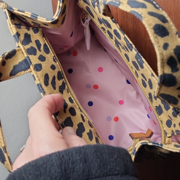 Stella and Dot Canvas Leopard Print Bag - Picture 9 of 13